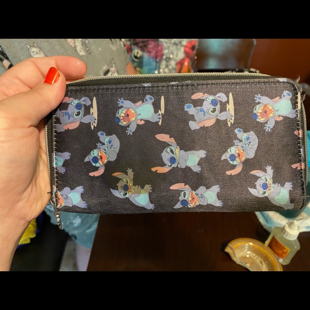 Lelo and stitch wallet